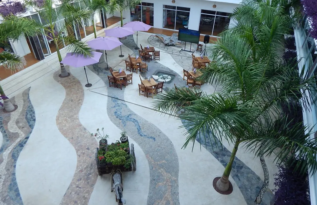 Hotel Rockaway-1