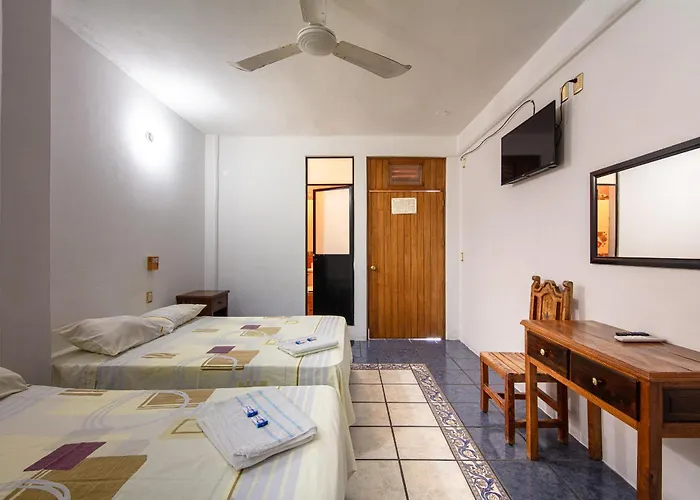 Hotel Naxhiely Puerto Escondido 